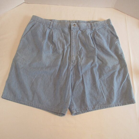 Timber Creek by Wrangler Pleated Front Denim Shorts Light Blue Wash Size 42 - Picture 1 of 5